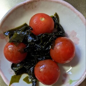 わかめとミニトマトのオリーブオイル和えꕤ୭*